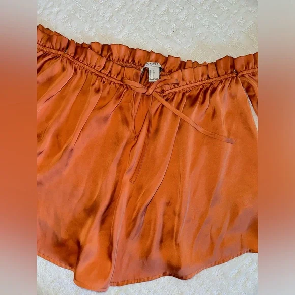 Forever 21 Off the shoulder dreamy blouse by Forever 21 Contemporary - Picture 7 of 9